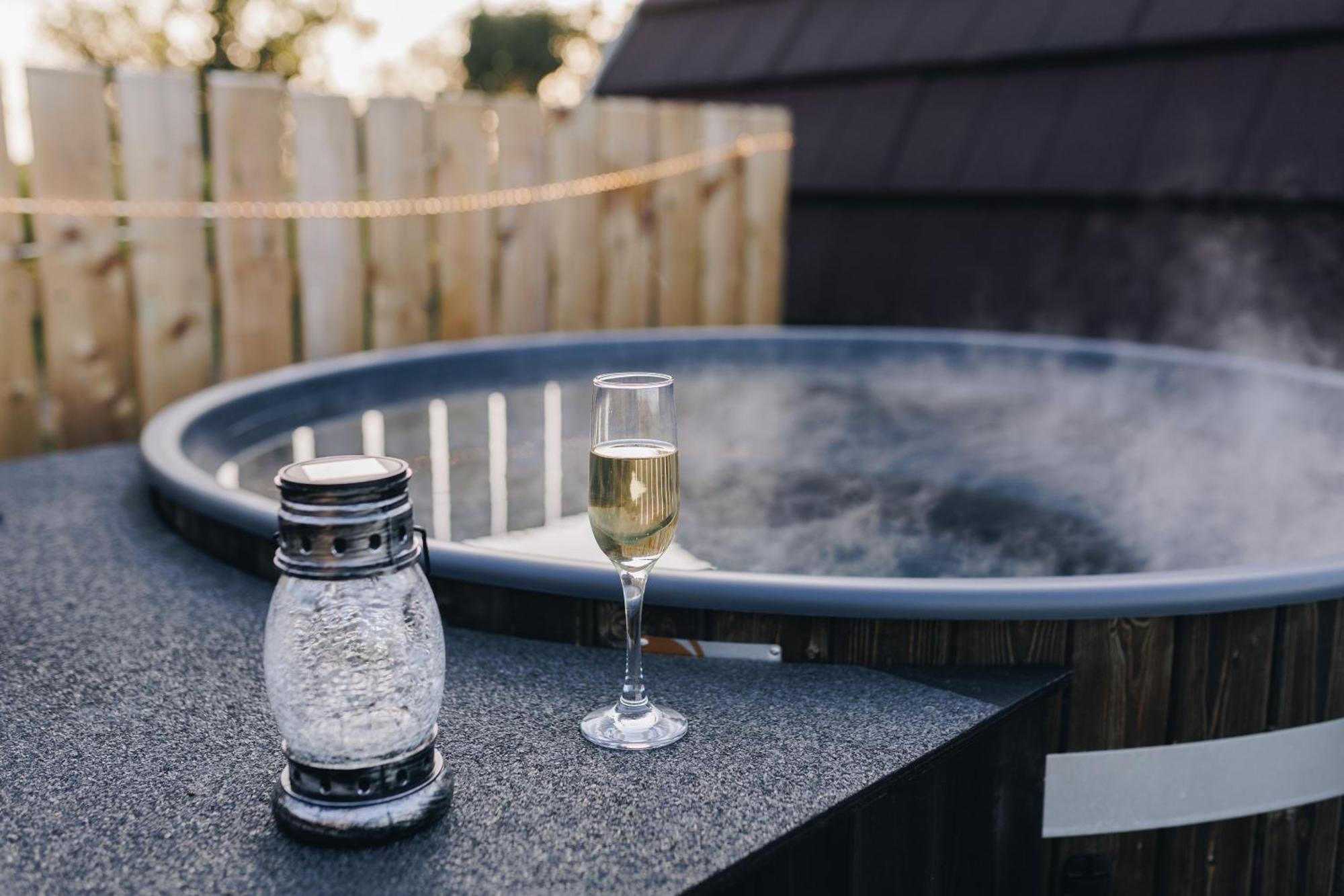 North Coast 9 Glamping Hotel Capecastle Екстериор снимка